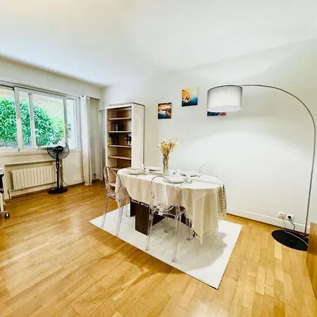 Lejlighed 2 Bedrooms Near Tour Eiffel Free Parking High Security Paris